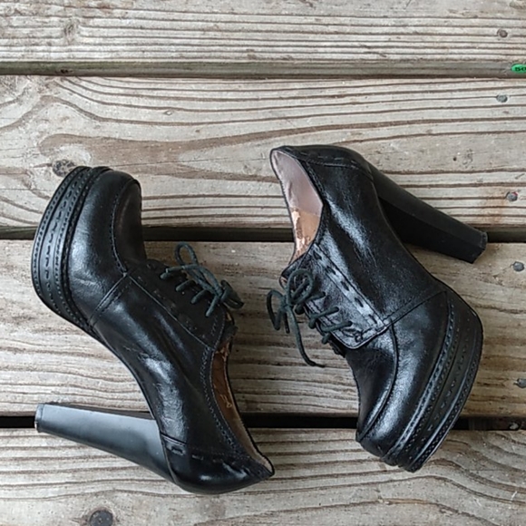 BCBGeneration Shoes - BCBGeneration platform shoes